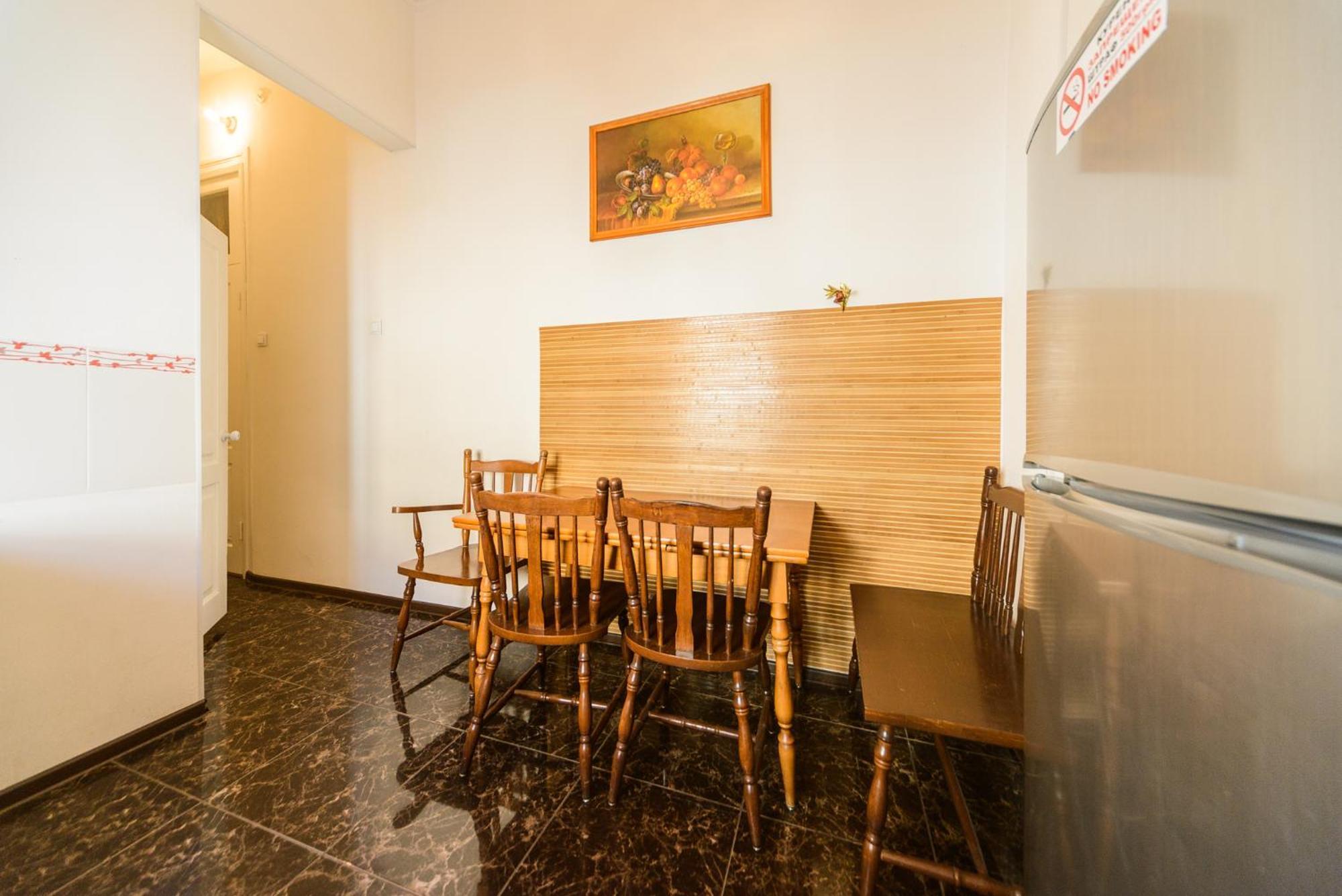 Apartment Near Arena City Kyiv Exterior photo